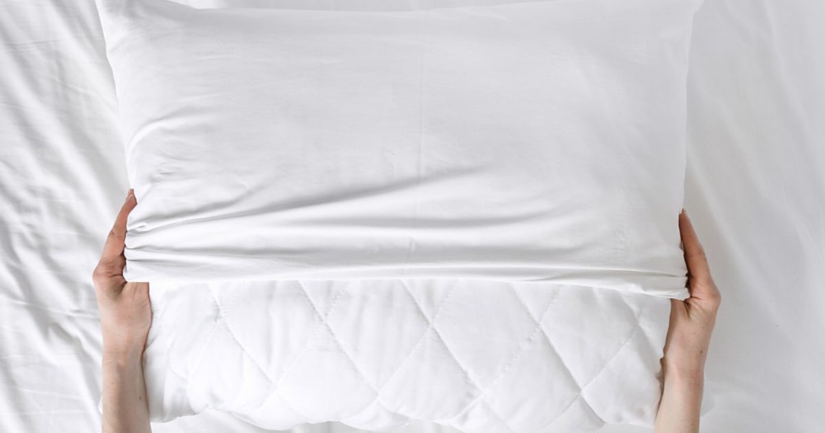 Зачем нужна ортопедическая подушка для сна и как правильно ее выбрать